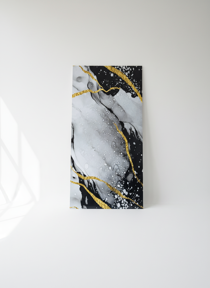 ПВЦ панел Нощен Ефект – черно-бяло със златни пръски (122×260 см)
