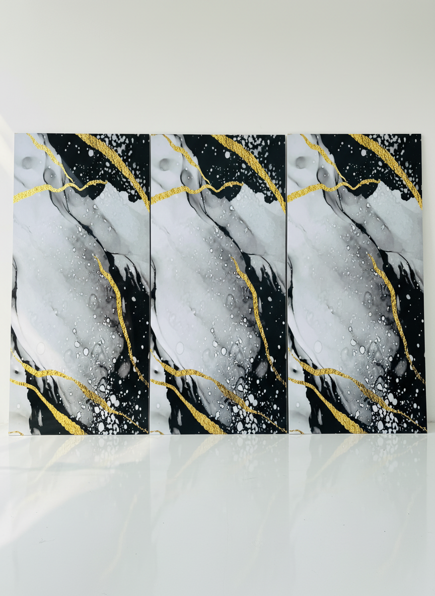 ПВЦ панел Нощен Ефект – черно-бяло със златни пръски (122×260 см)